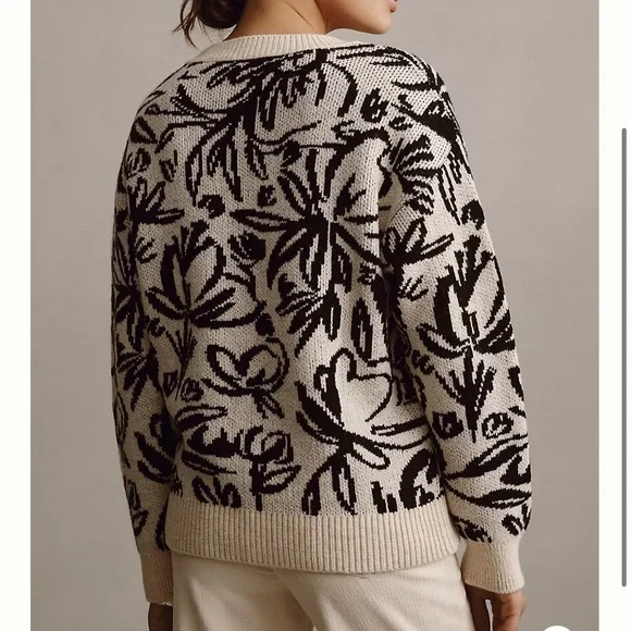 Anthropologie floral pop embroidered crew neck sweater - Picture 3 of 12
